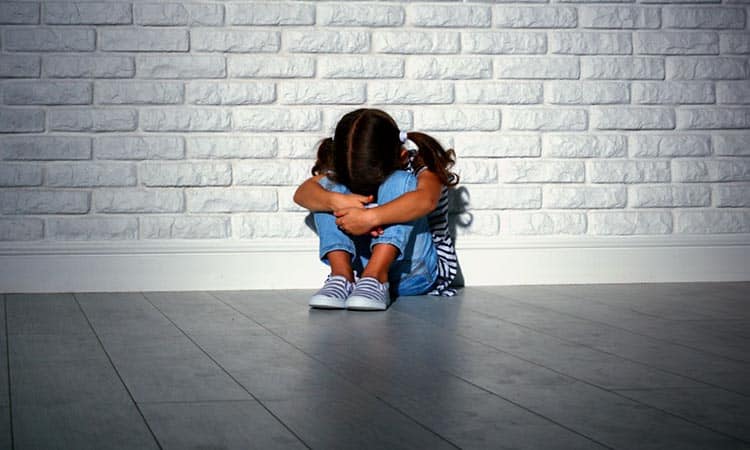 Oraciones para los niños maltratados