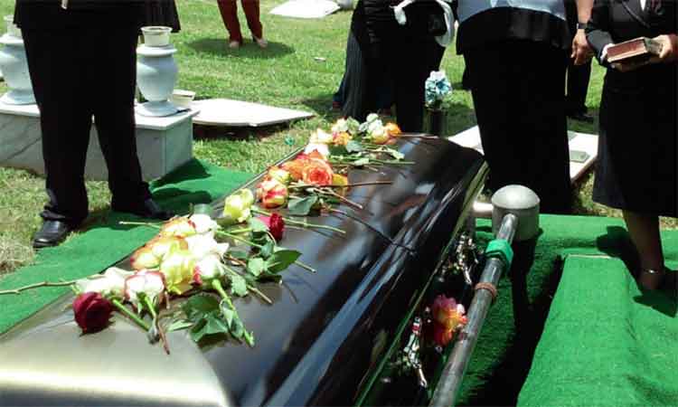 Canciones cristianas para el funeral de la abuela