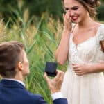 10 Mejores Escrituras Bíblicas Sobre Cómo Casarse