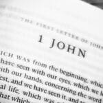 Explicación Del Libro De 1 Juan Y Su Significado: Estudio Bíblico